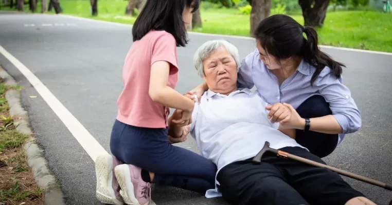 Làm gì khi bị sa sút trí tuệ sau đột quỵ?