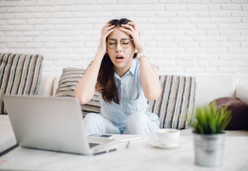 đau đầu kiểu sấm sét là gì