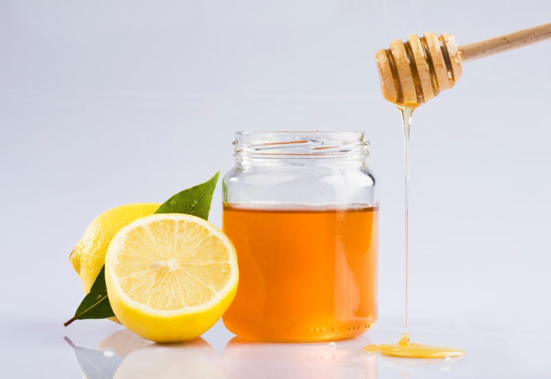thanh lọc cơ thể bằng chanh mật ong