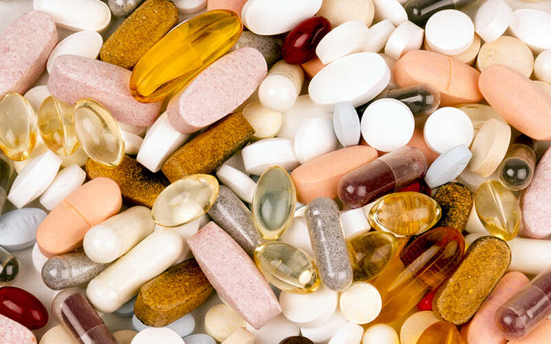 vitamin tổng hợp cho đàn ông 50 tuổi