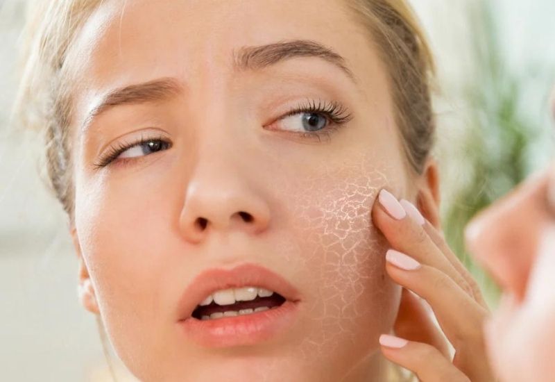 da sần sùi thiếu chất gì