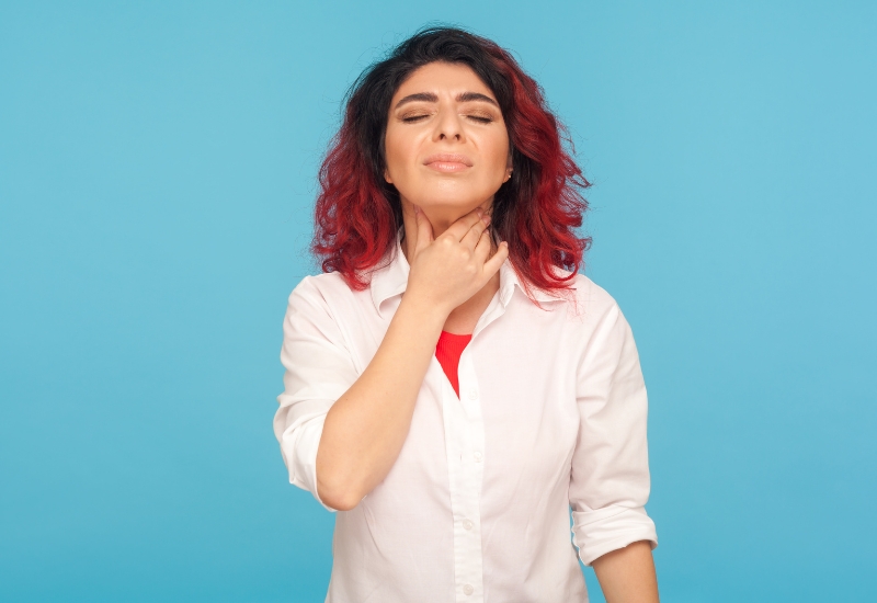 trào ngược axit dạ dày gây viêm họng