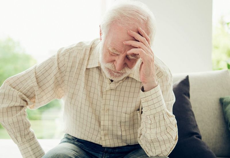 triệu chứng đột quỵ nhồi máu não