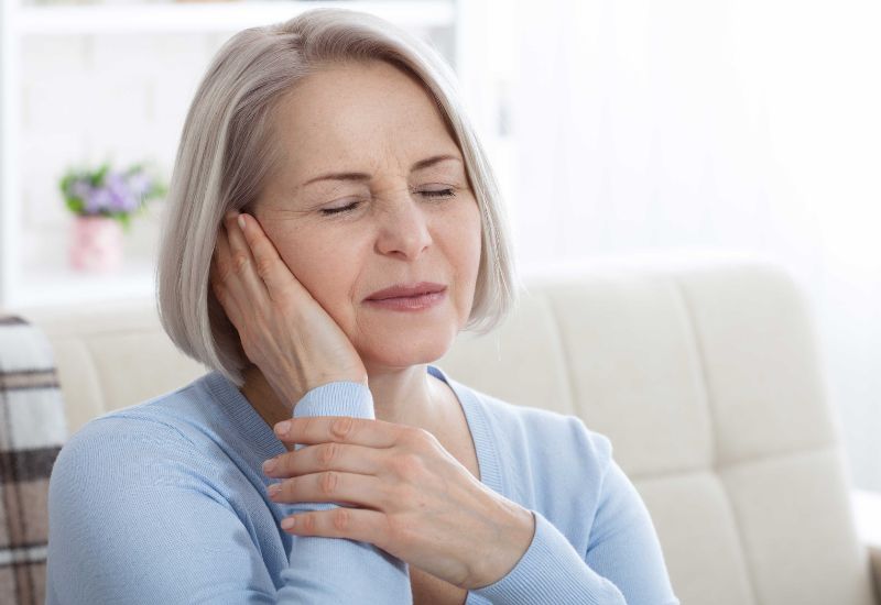 đau dây thần kinh sinh ba