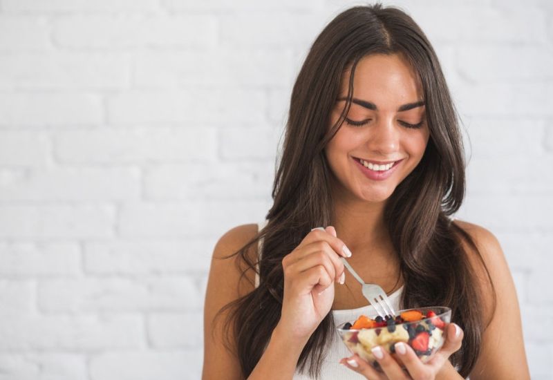 thực phẩm ngăn ngừa rụng tóc