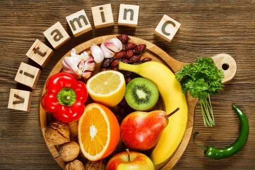 vitamin-c-giam-stress-nhu-the-nao