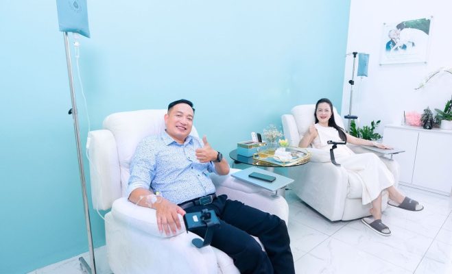 vo-chong-anh-hai-chi-nga-truyen-vitamin