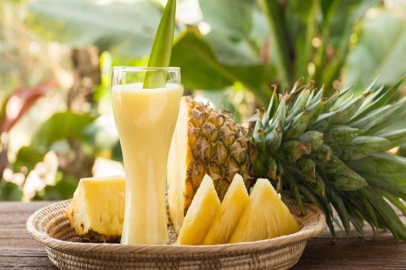 Duy trì thói quen uống nước dứa giảm cân vào buổi sáng hoặc trước bữa ăn