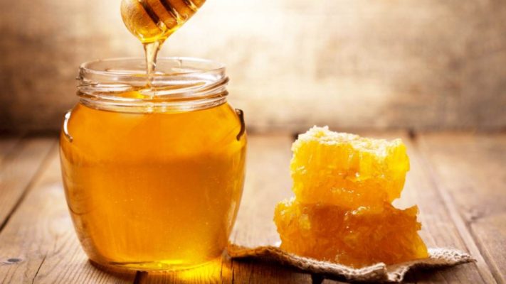Mật ong có chữa đau dạ dày không