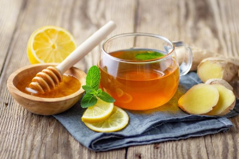 Mẹo chữa đầy bụng khó tiêu tại nhà bằng nước chanh mật ong ấm