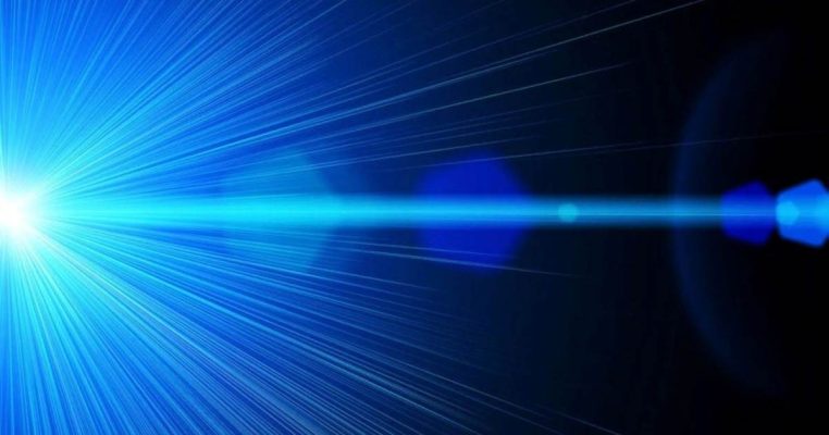 Chống ánh sáng xanh: Giải pháp bảo vệ mắt & làn da hiệu quả