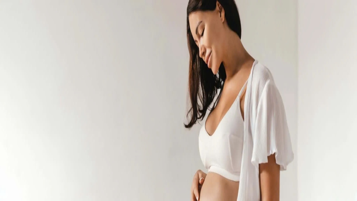 Ngực chảy xệ sau sinh: Bí quyết săn chắc nhanh tại nhà