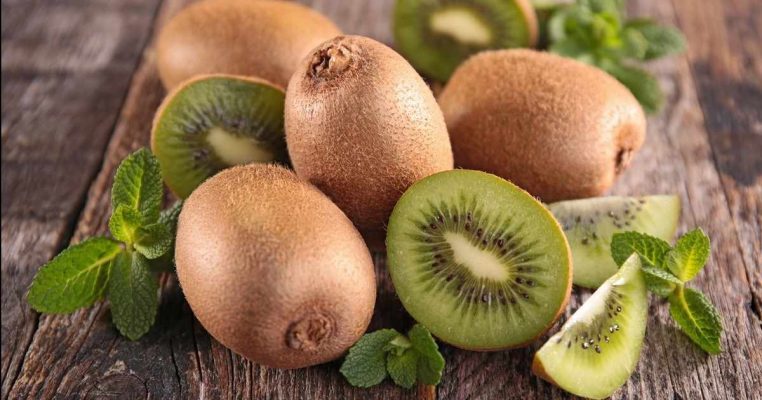 Quả kiwi có tác dụng gì giúp tăng cường miễn dịch tự nhiên?