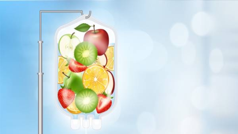 Truyền vitamin tĩnh mạch có thể hỗ trợ cải thiện nội tiết giúp chu kỳ ổn định hơn (Ảnh: sưu tầm Internet)