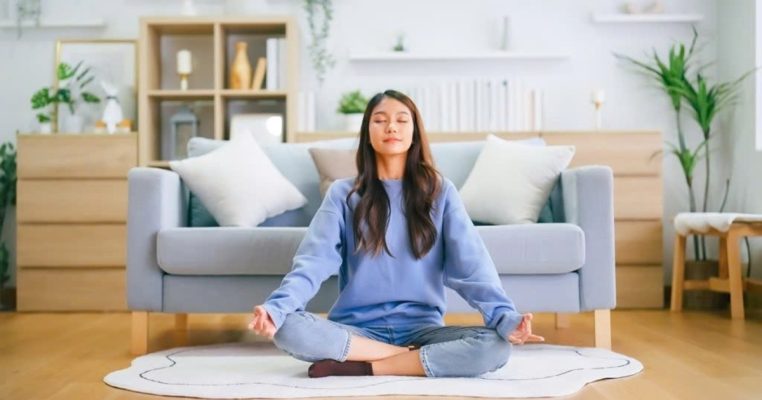 Ngồi thiền có tác dụng gì? Bí mật cho làn da trẻ lâu