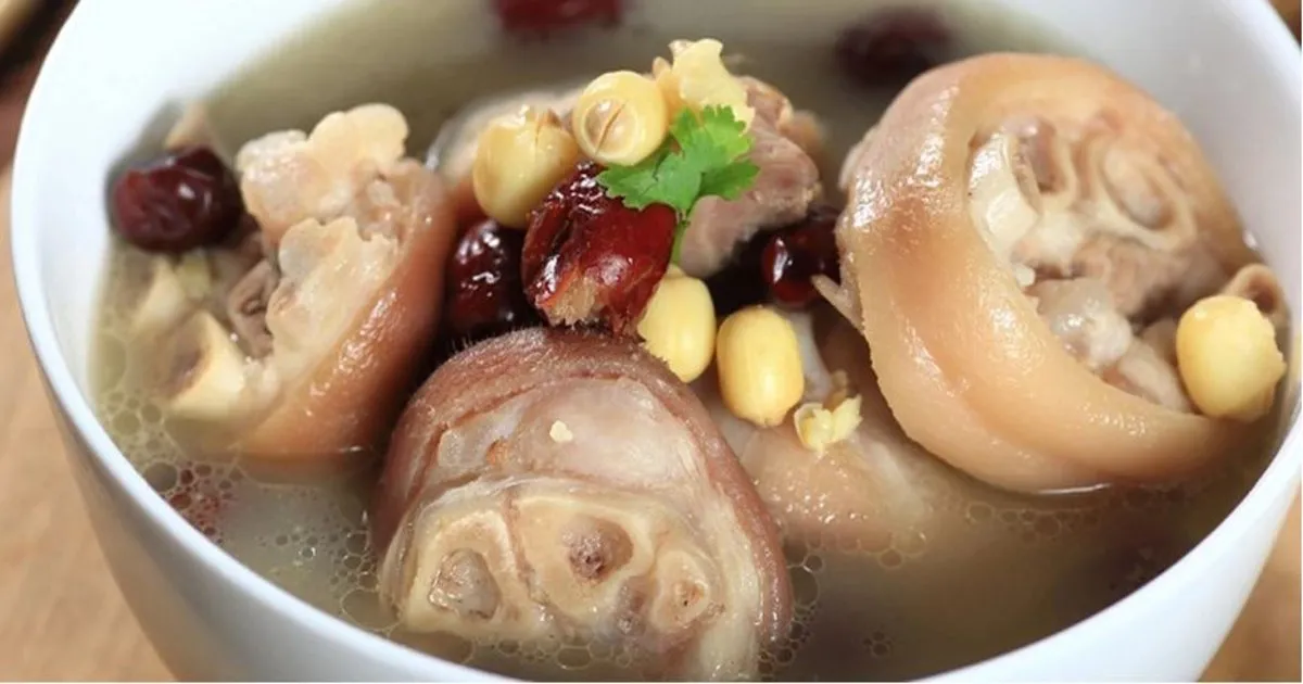 Ăn móng giò lợn có tác dụng gì – Lợi ích sức khỏe ít ai biết
