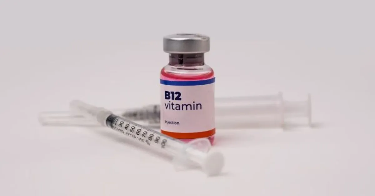 Vitamin B12 dạng tiêm: 6 tác dụng bất ngờ bạn nên biết