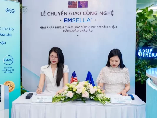 Lễ ký kết chuyển giao công nghệ hoàn thiện mô hình chăm sóc sức khỏe chủ động và trẻ hóa nội tiết của Drip Hydration (Nguồn: Drip Hydration)