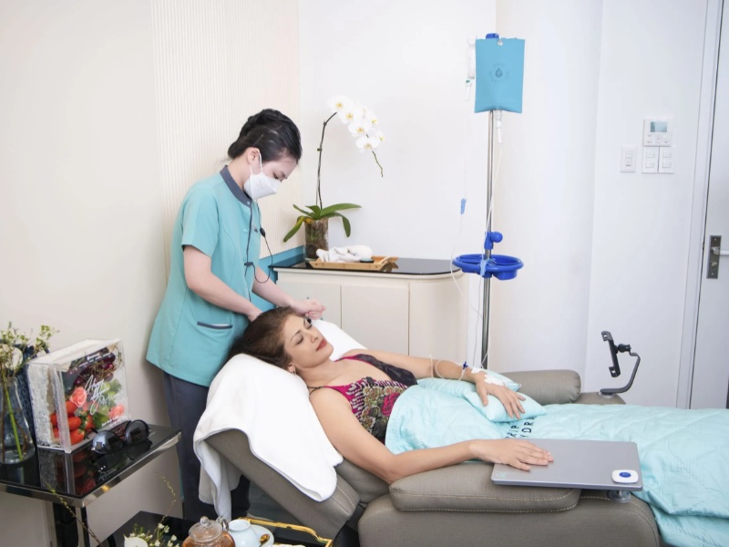 Khách hàng trải nghiệm và hài lòng với liệu trình bổ sung vi chất tại Drip Hydration