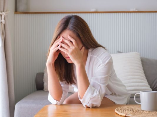 Mất ngủ và stress kéo dài ảnh hưởng thế nào đến sức khỏe?