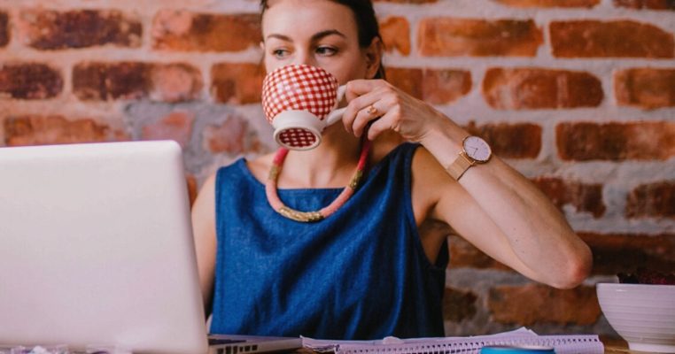 Uống gì để tỉnh táo cả ngày và duy trì năng lượng hiệu quả?
