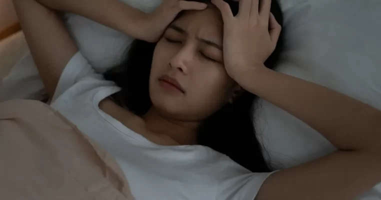 Ngủ chập chờn: giải mã nguyên nhân và liệu trình tái lập giấc ngủ sâu