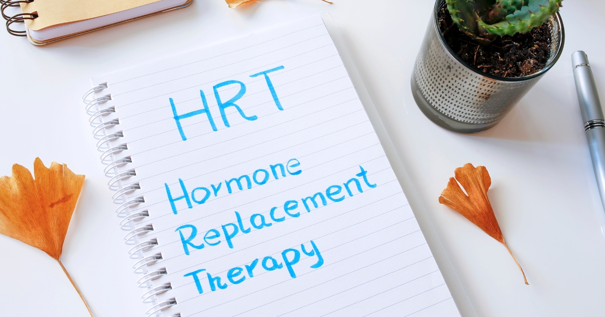 Liệu pháp hormone thay thế HRT: Hiểu đúng về tác dụng phụ trước khi bắt đầu